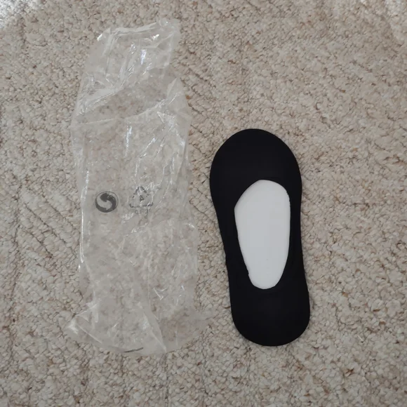 NWOT Bootie Socks - Picture 2 of 5